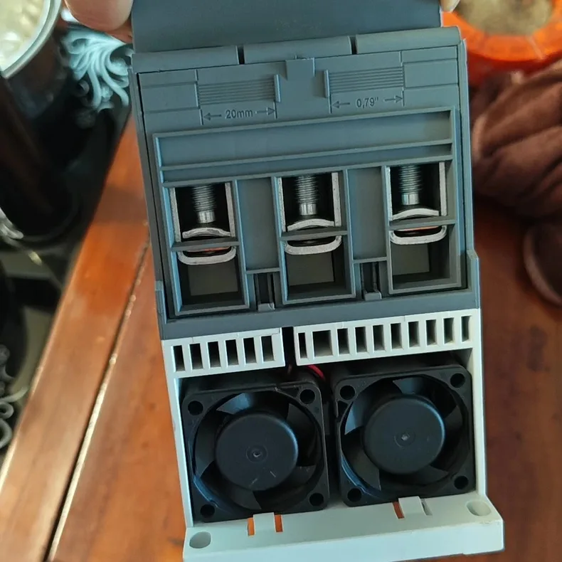 ABB PSE85-600-70 1SFA897108R7000 2