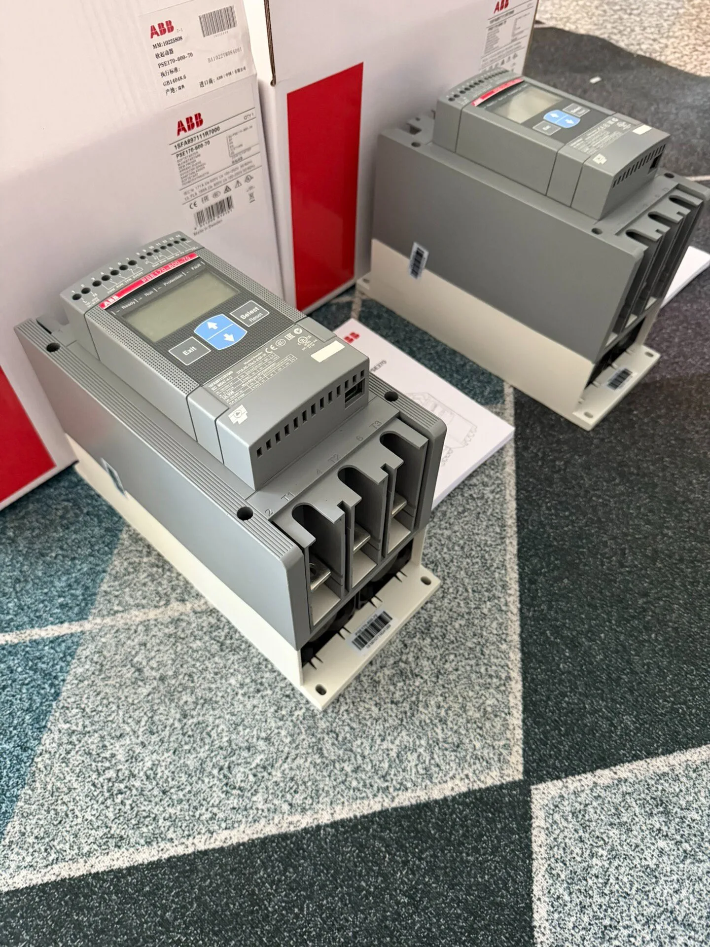 ABB PSE170-600-70 1SFA897111R7000 3