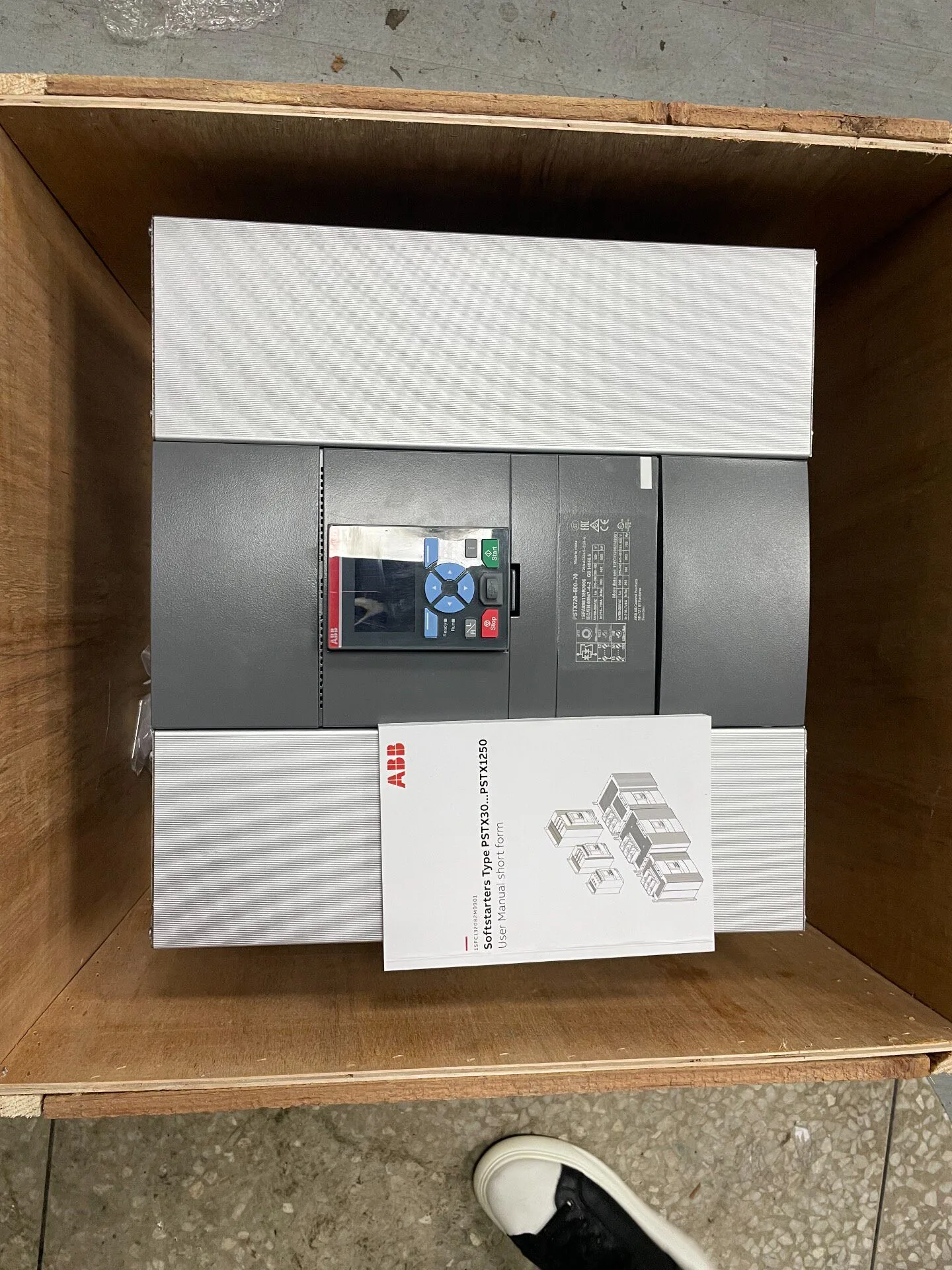 ABB PSTX720-690-70 1SFA898218R7000 2