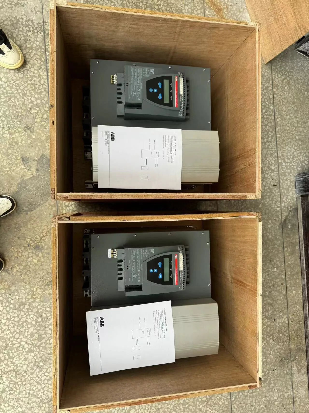 ABB PSTX720-690-70 1SFA898218R7000 3