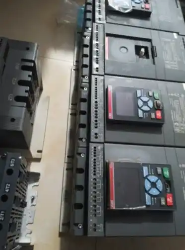 ABB PSTX60-600-70 1SFA898106R7000 2