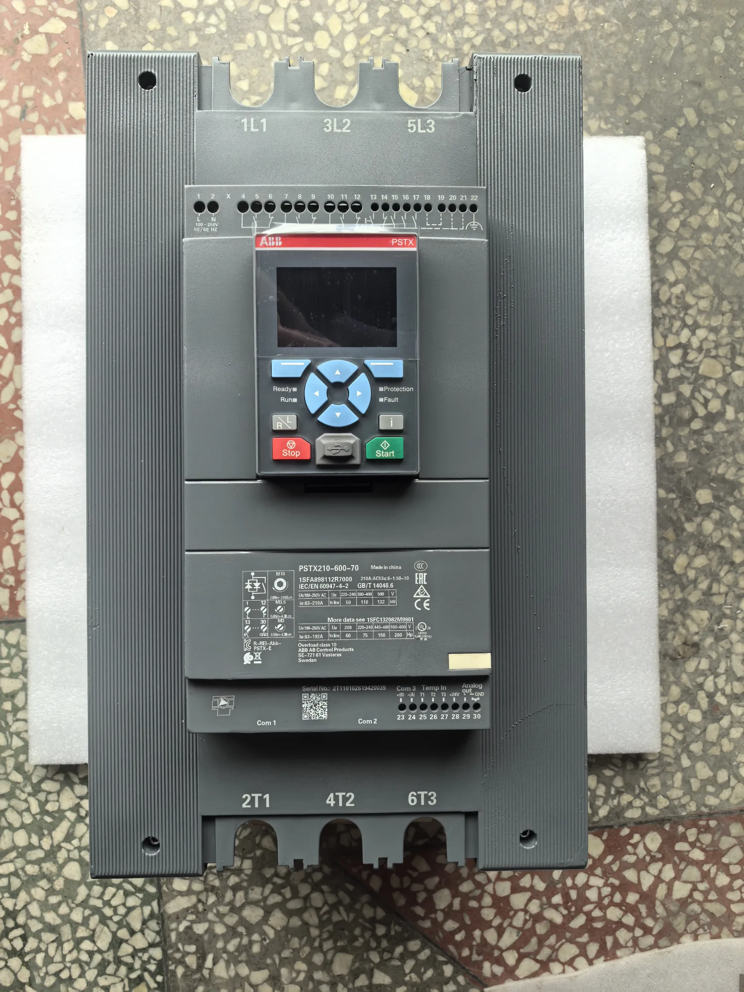 ABB PSTX210-600-70 1SFA898112R7000