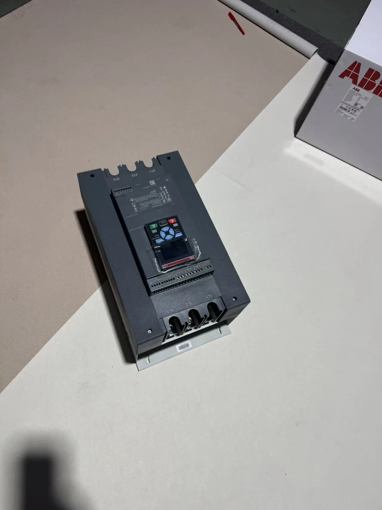 ABB PSTX370-600-70 1SFA898115R7000 4