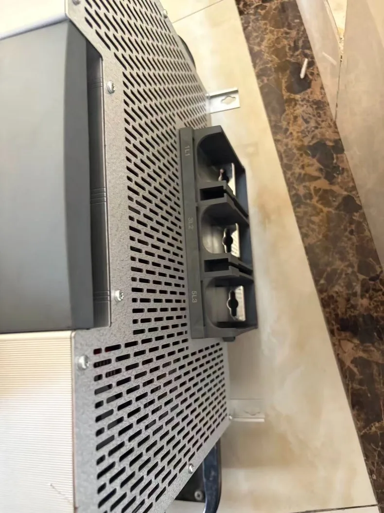 ABB PSTX720-600-70 1SFA898118R7000 4