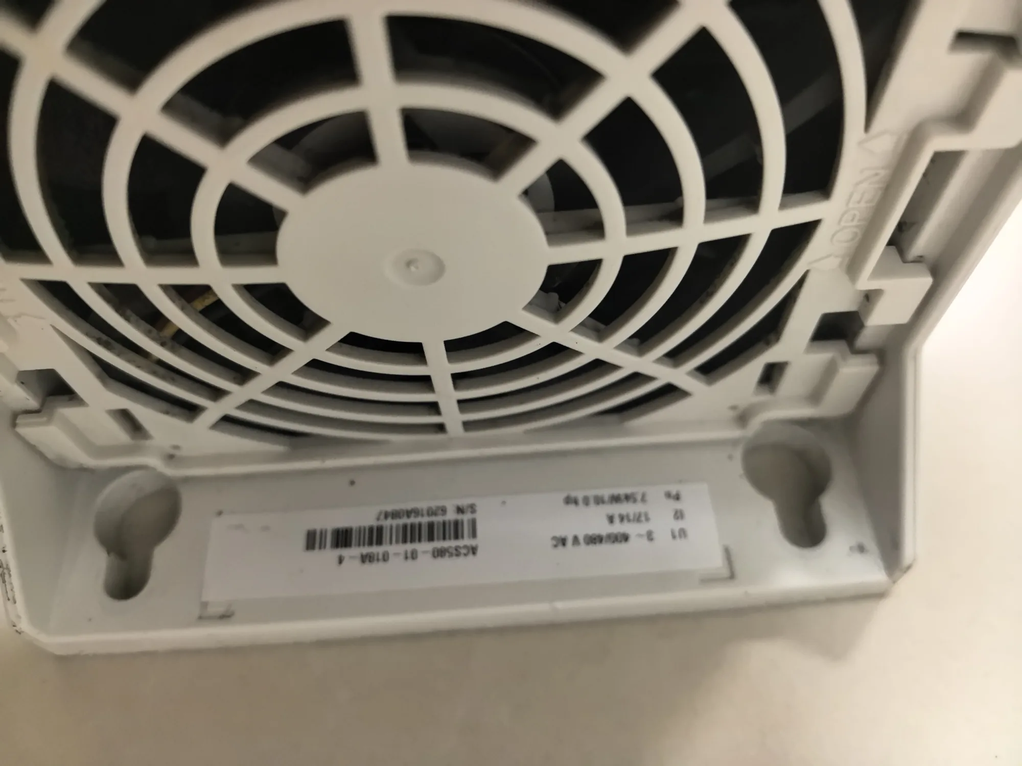 ABB ACS580-01-018A-4 5