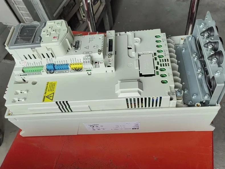 ABB ACS580-01-062A-4 6