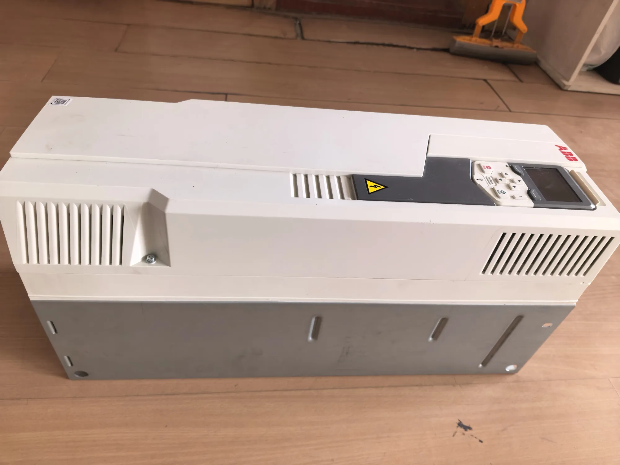 ABB ACS580-01-106A-4 2