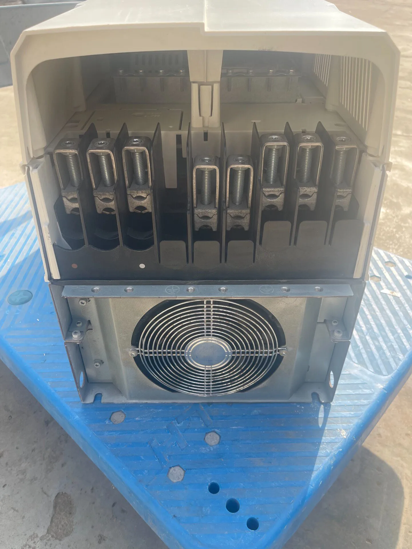 ABB ACS580-01-293A-4 3