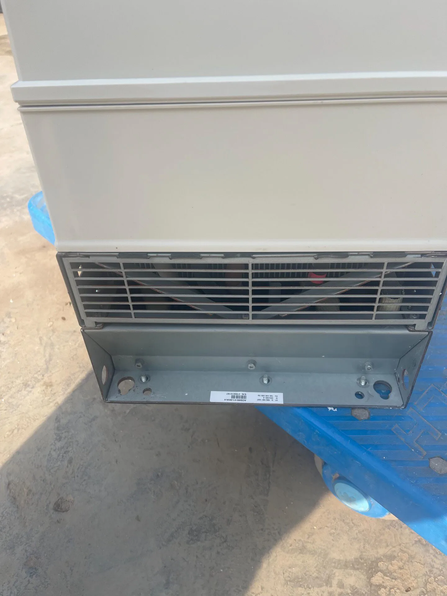 ABB ACS580-01-293A-4 5