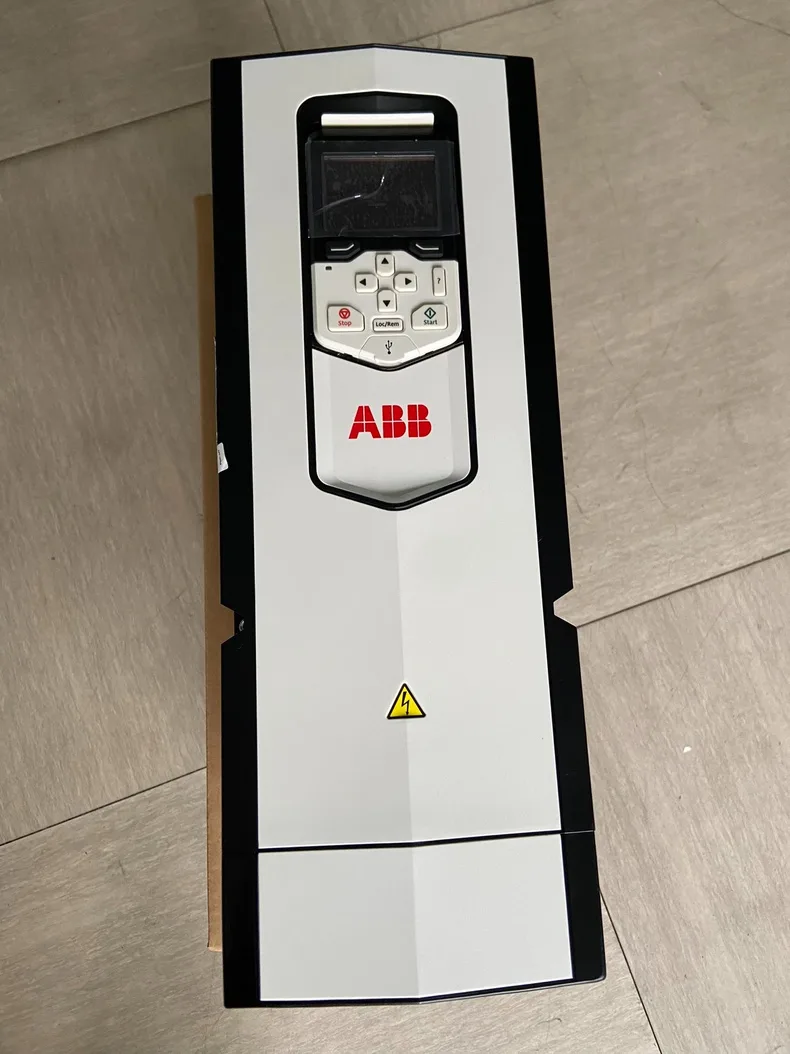 ABB ACS880-01-019A-7
