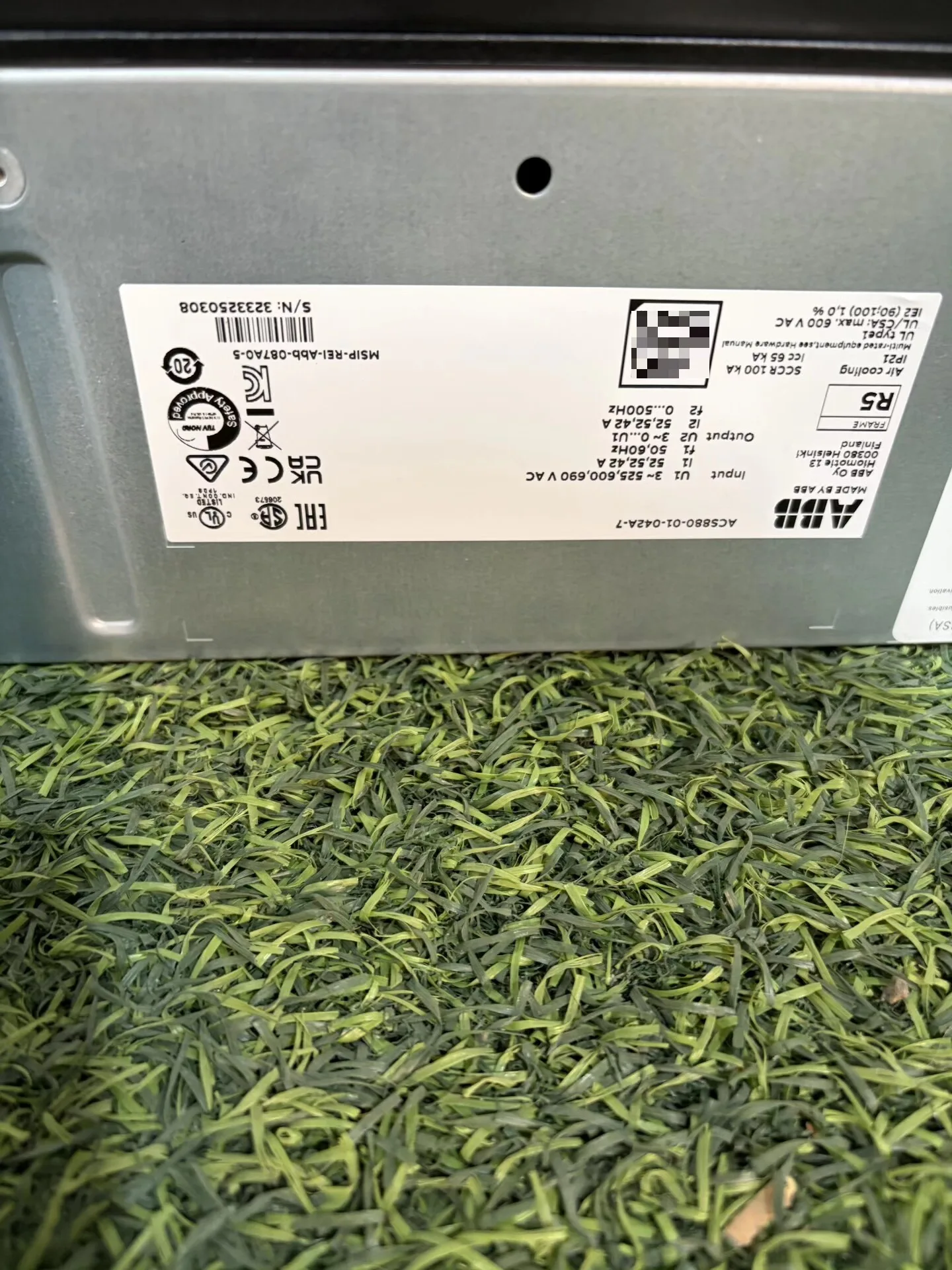 ABB ACS880-01-042A-7 6