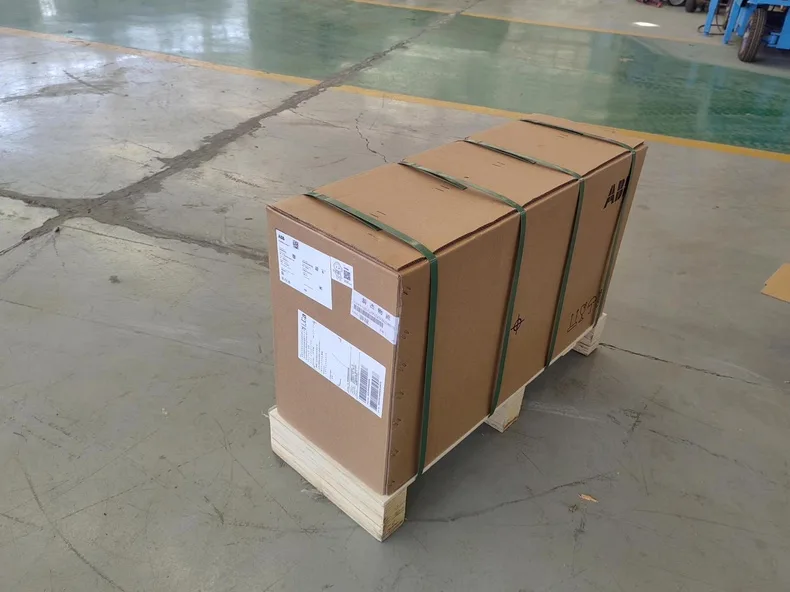 ABB ACS880-01-061A-7 2