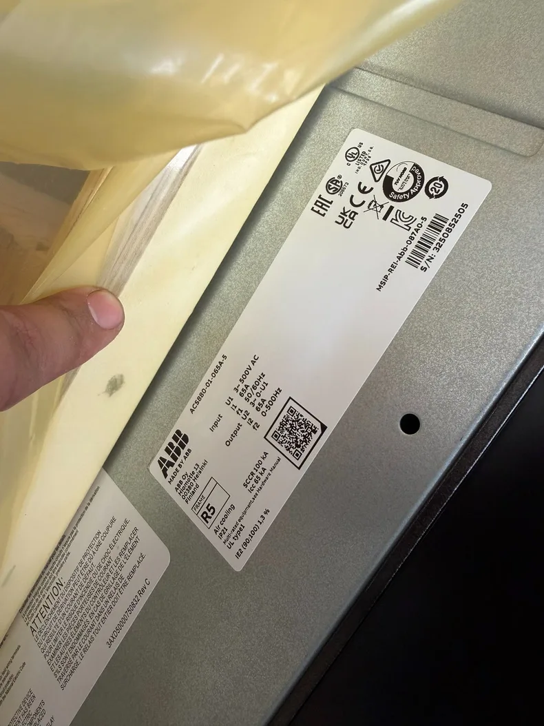 ABB ACS880-01-065A-5 3