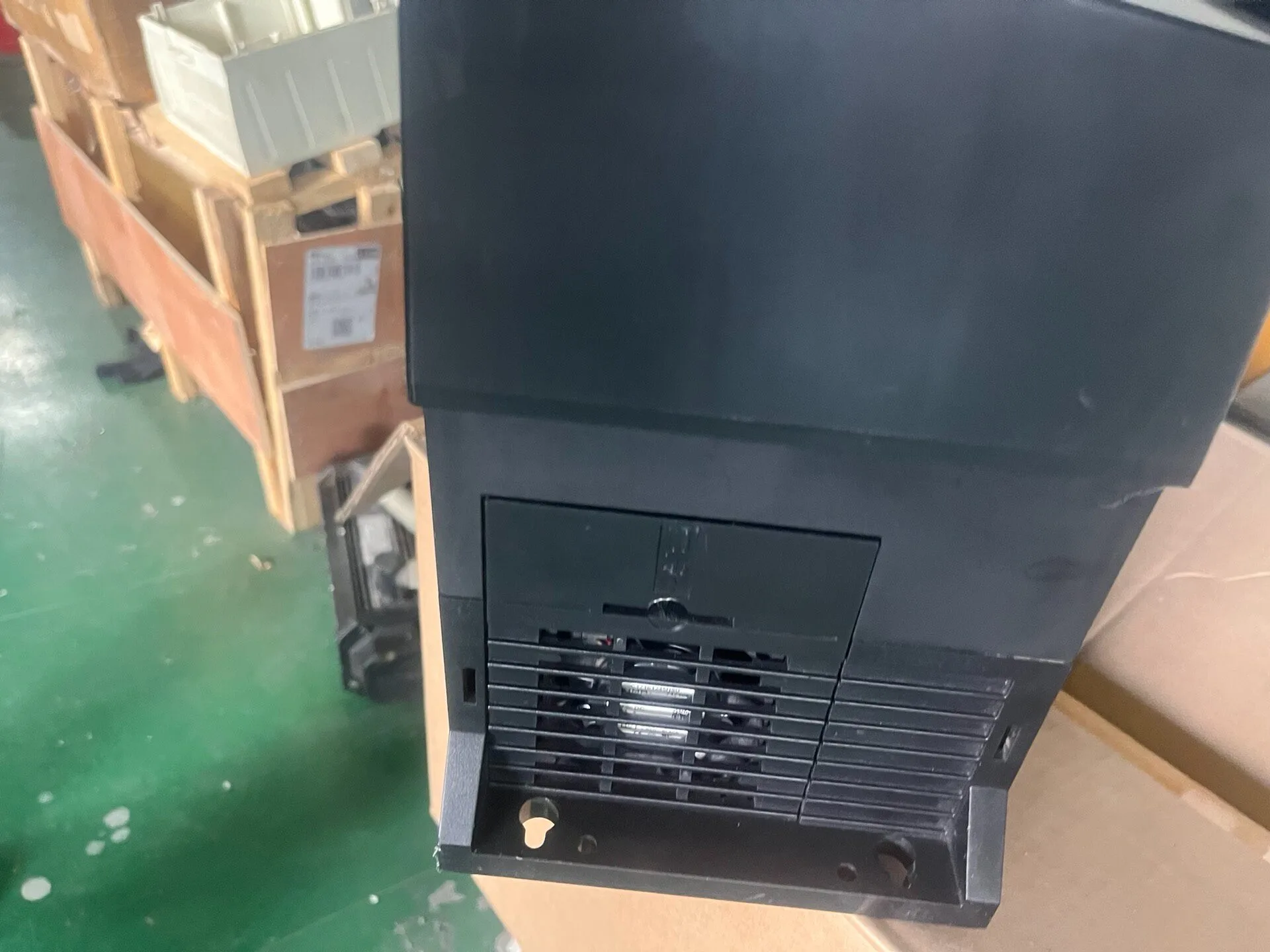 ABB ACS880-01-07A6-5 2