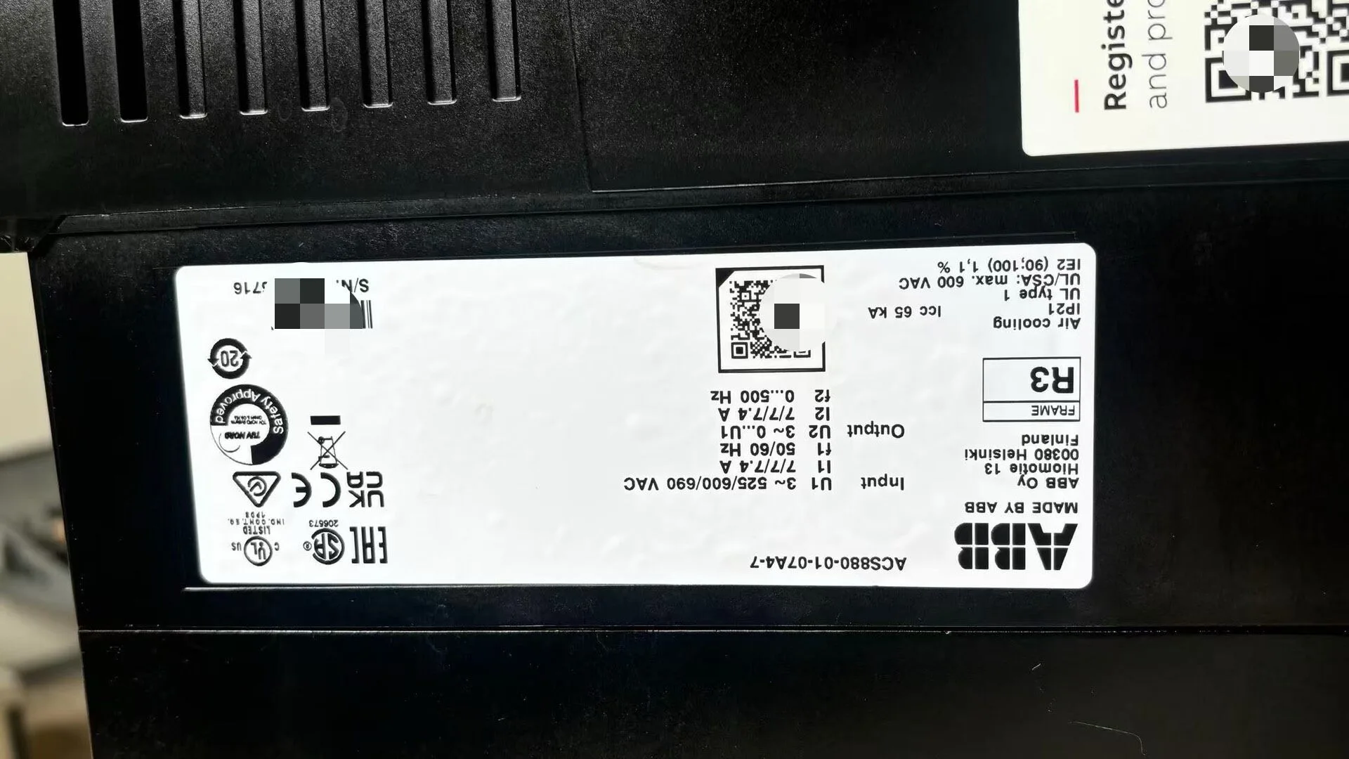 ABB ACS880-01-09A9-7 3