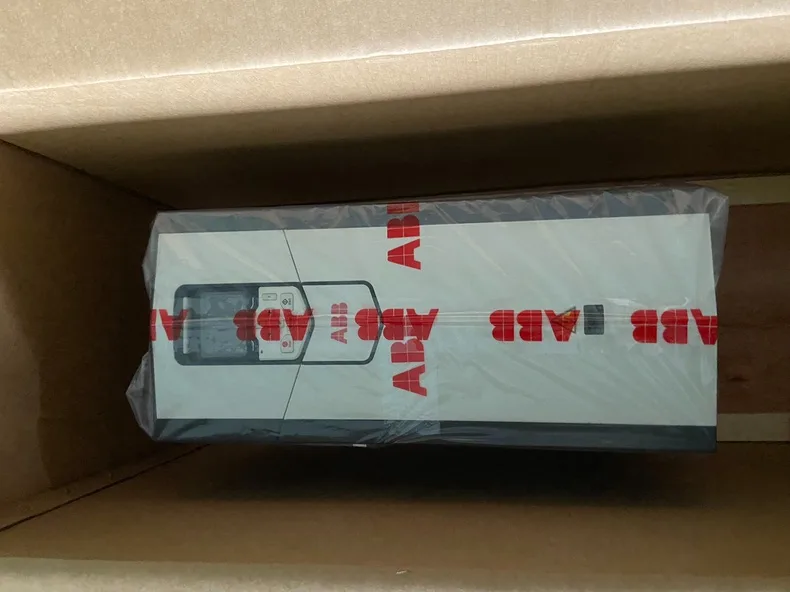 ABB ACS880-01-124A-5 2