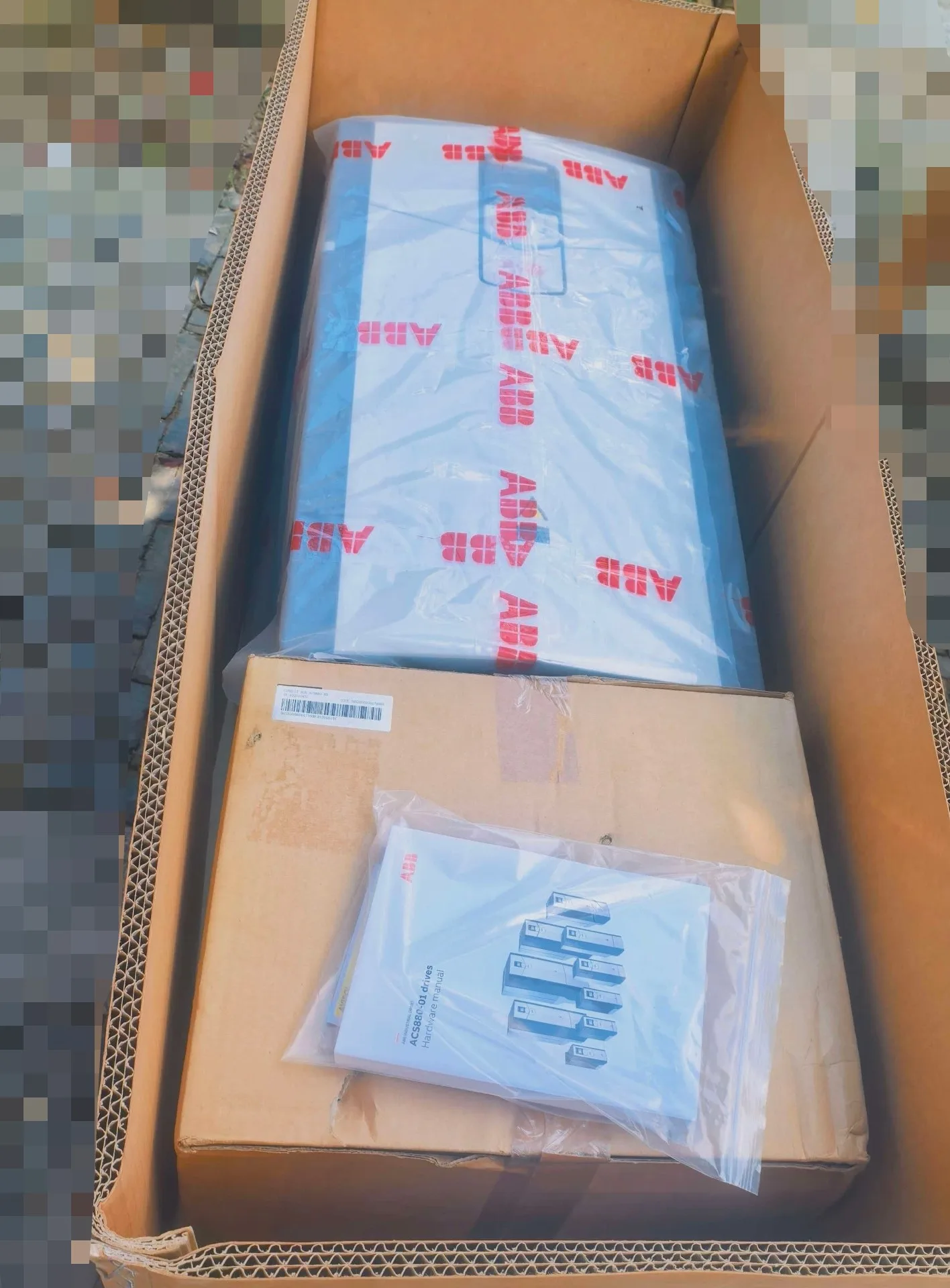 ABB ACS880-01-361A-5
