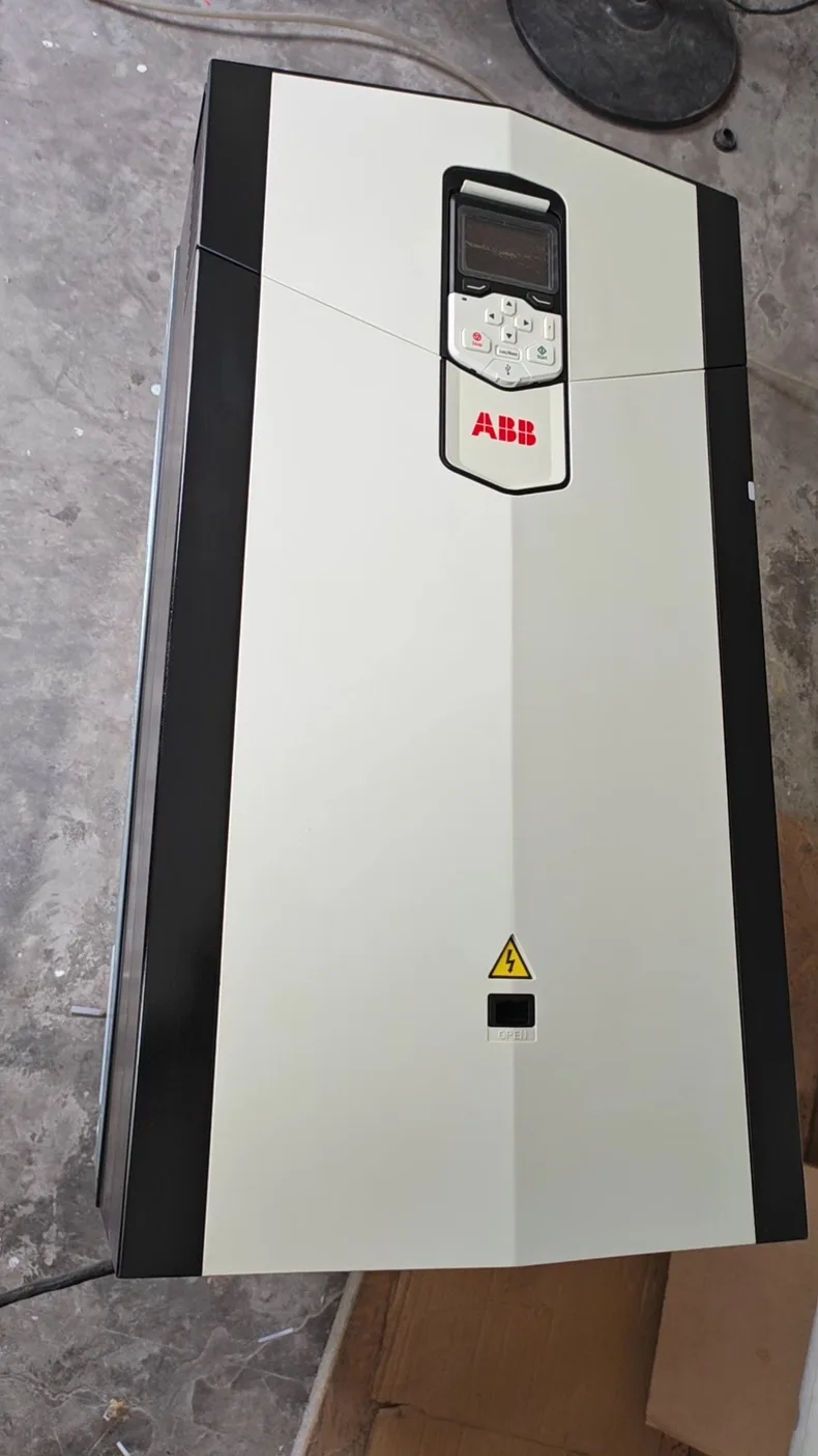 ABB ACS880-01-414A-5