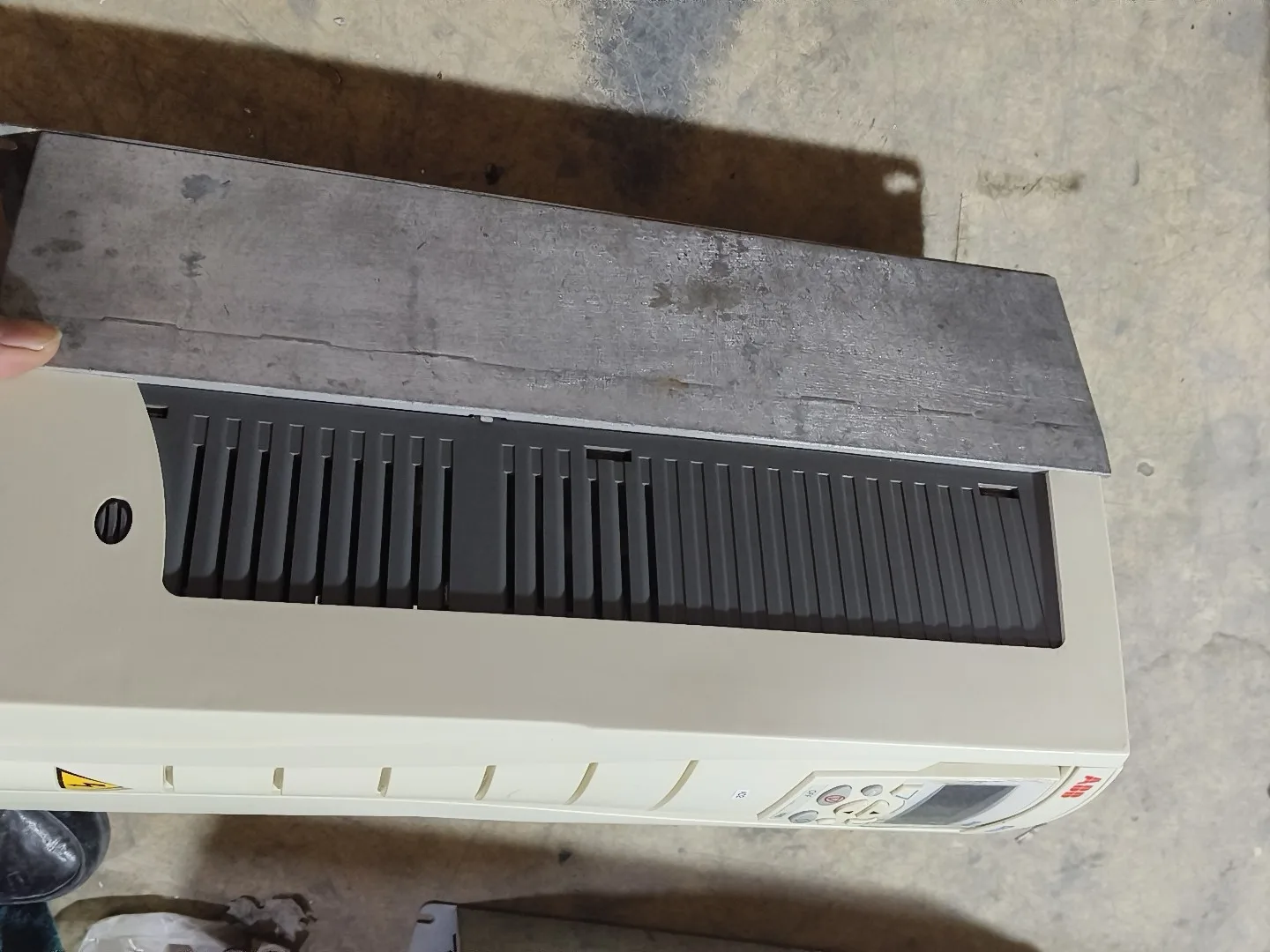 ABB ACH550-01-015A-4 5