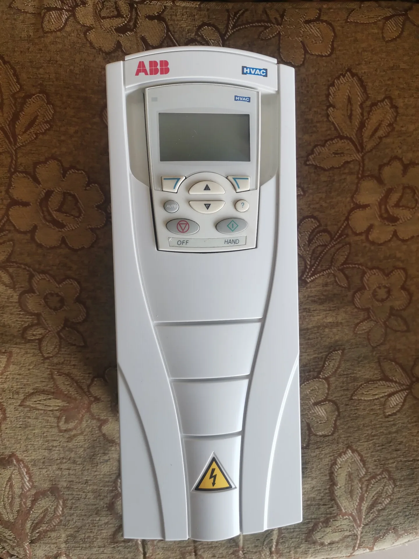 ABB ACH550-01-06A9-4