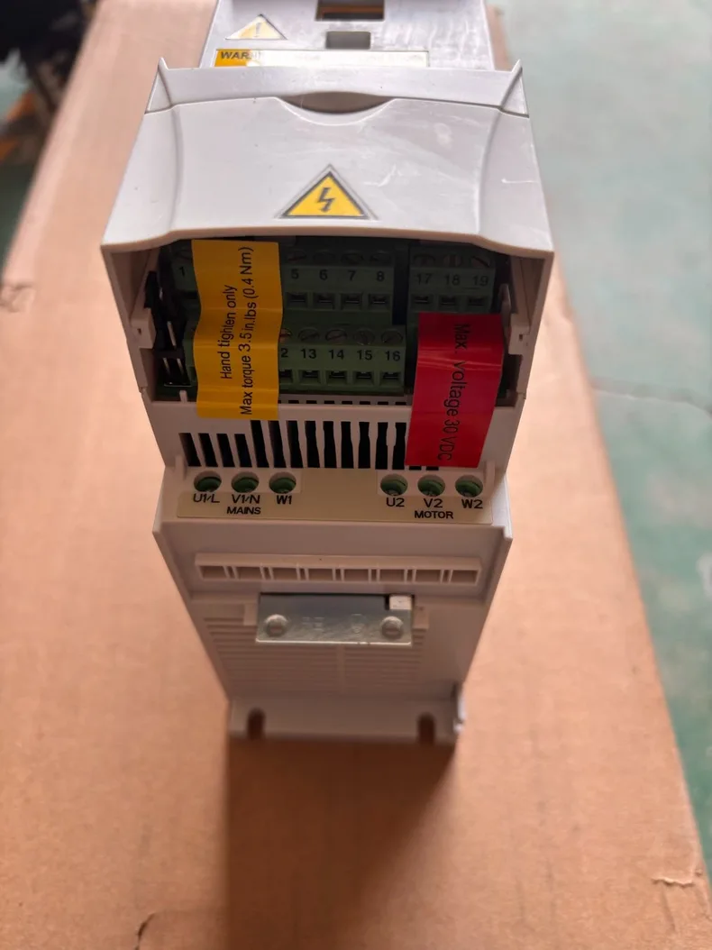 ABB ACS310-01U-02A4-2 2