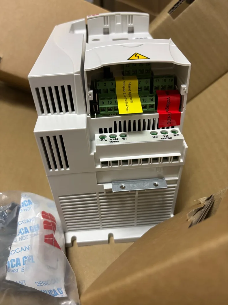 ABB ACS310-01U-09A8-2 3