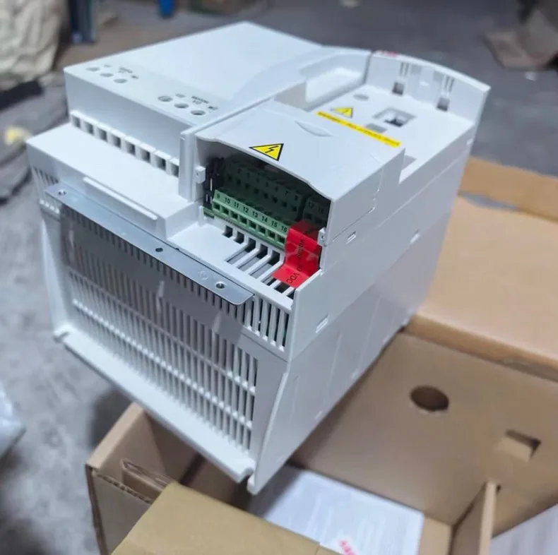 ABB ACS310-03U-25A4-4 4