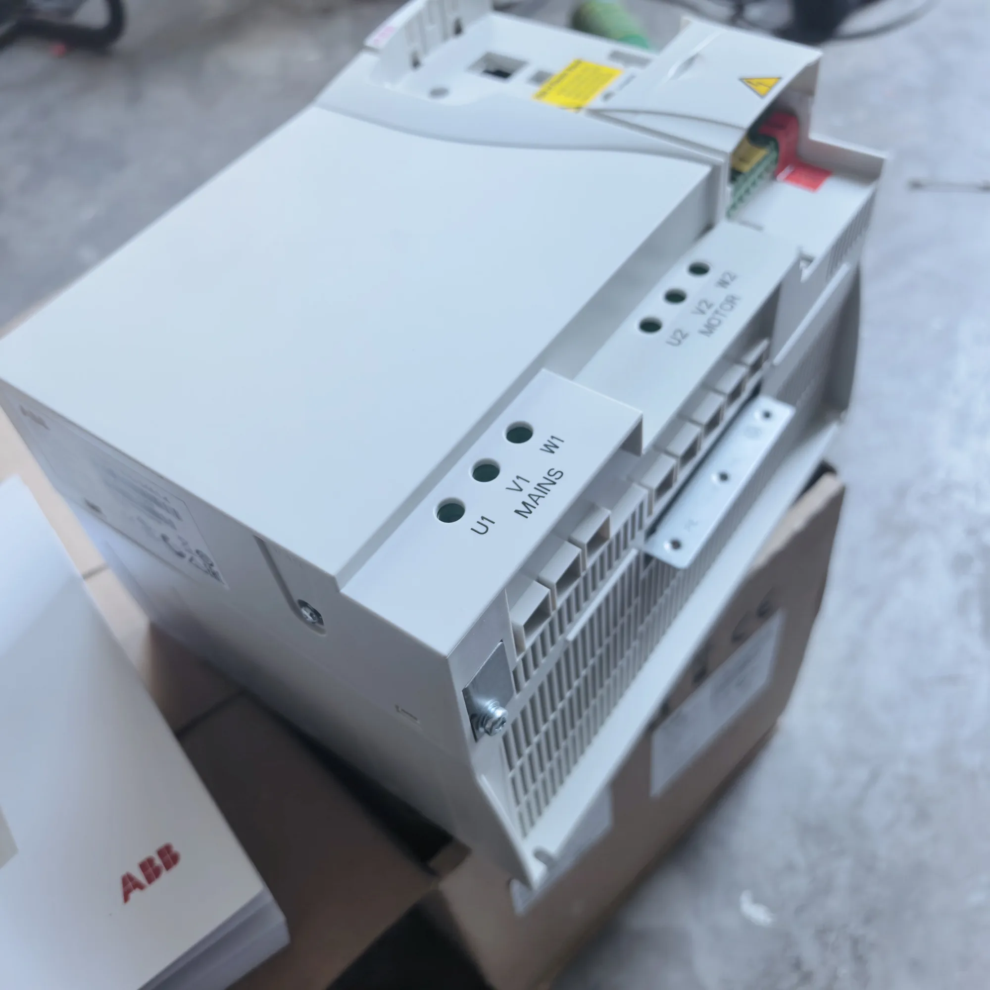 ABB ACS310-03U-34A1-4 3
