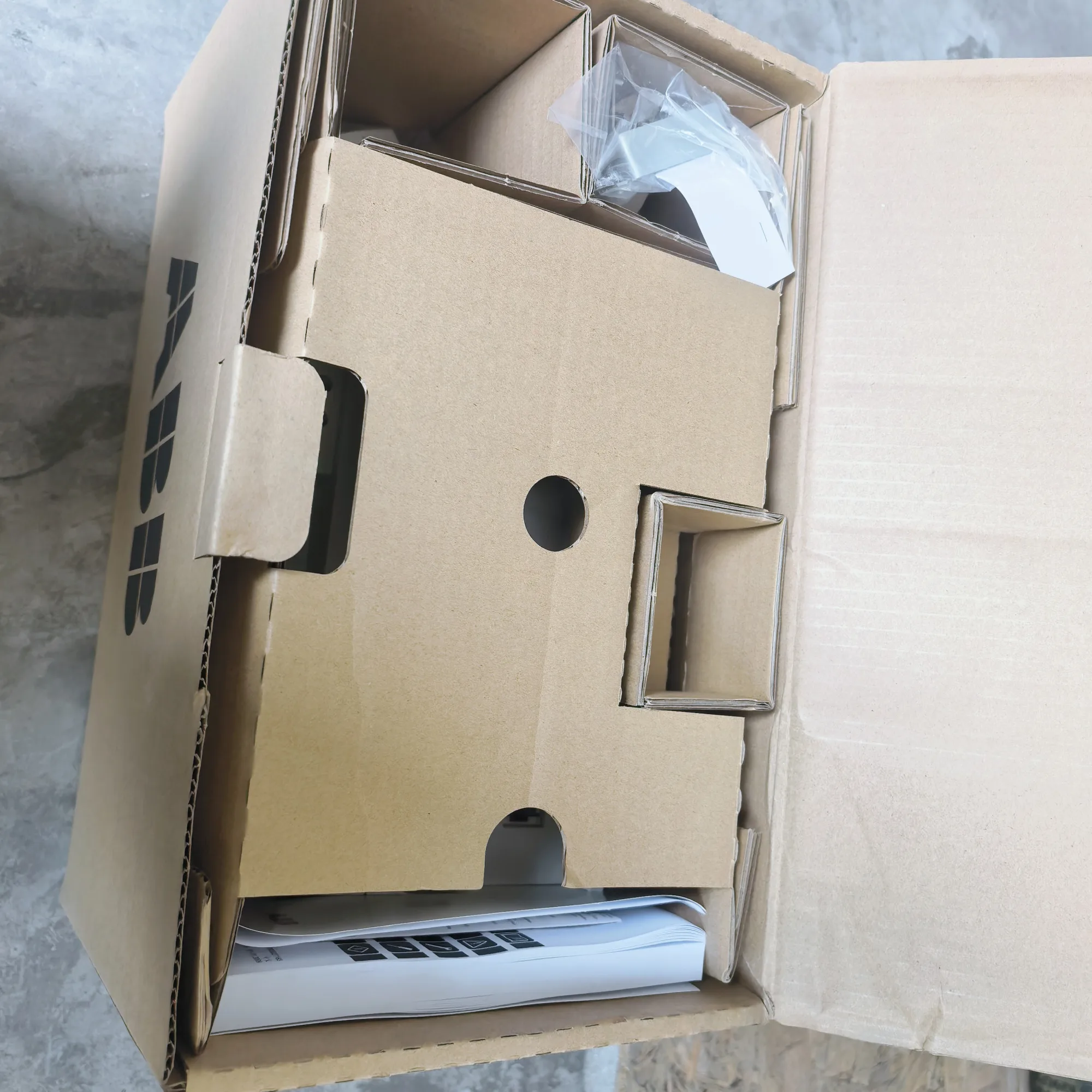 ABB ACS310-03U-34A1-4 6