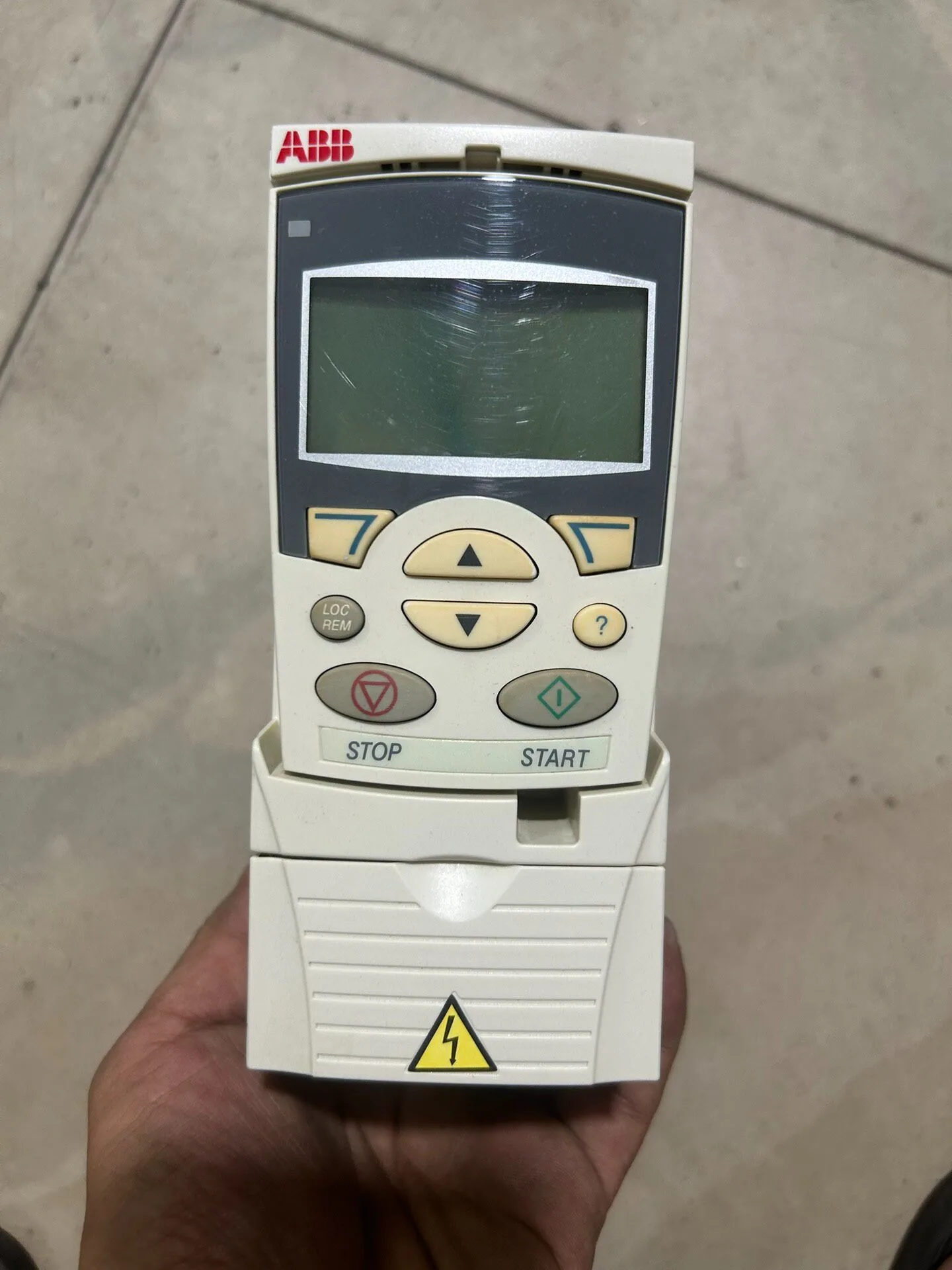 ABB ACS355-01E-02A4-2