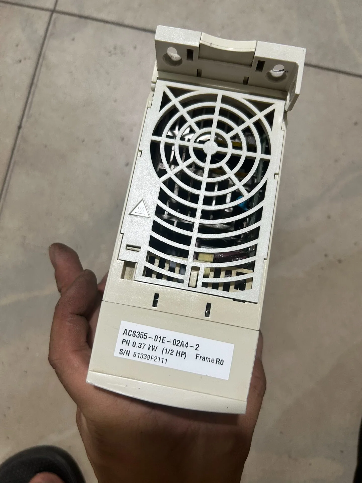 ABB ACS355-01E-02A4-2 3
