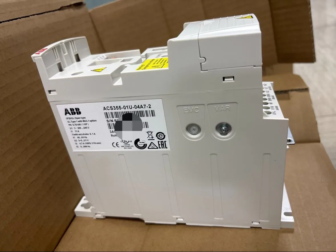 ABB ACS355-01U-04A7-2 4