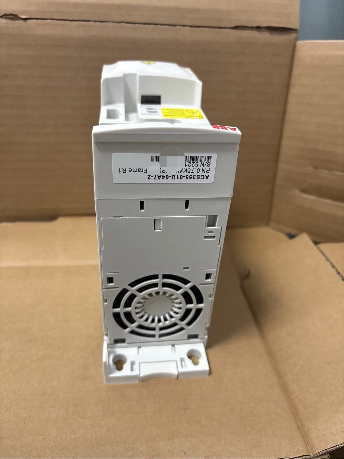 ABB ACS355-01U-04A7-2 6