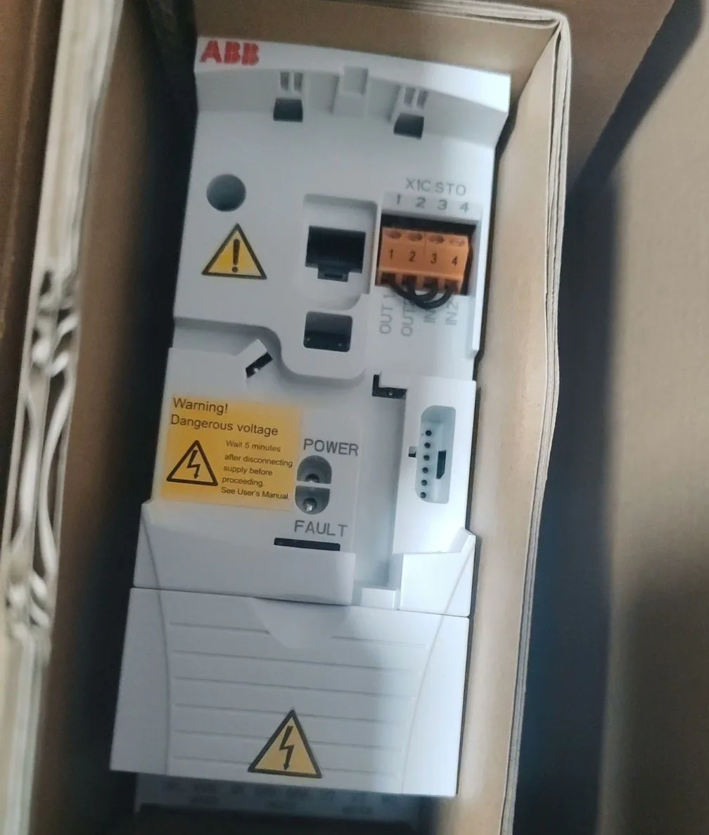ABB ACS355-03E-03A3-4 2