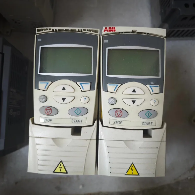 ABB ACS355-03E-04A1-4
