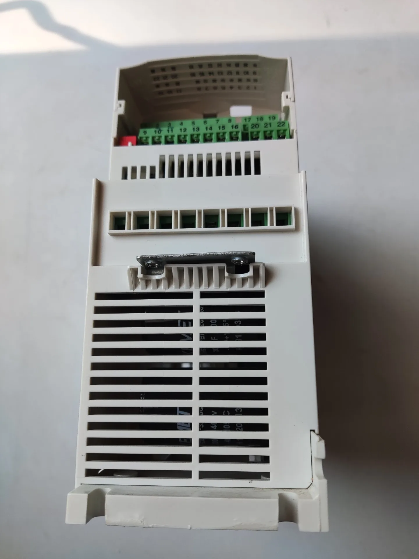 ABB ACS355-03U-01A2-4 4