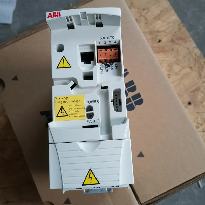 ABB ACS355-03U-02A4-4