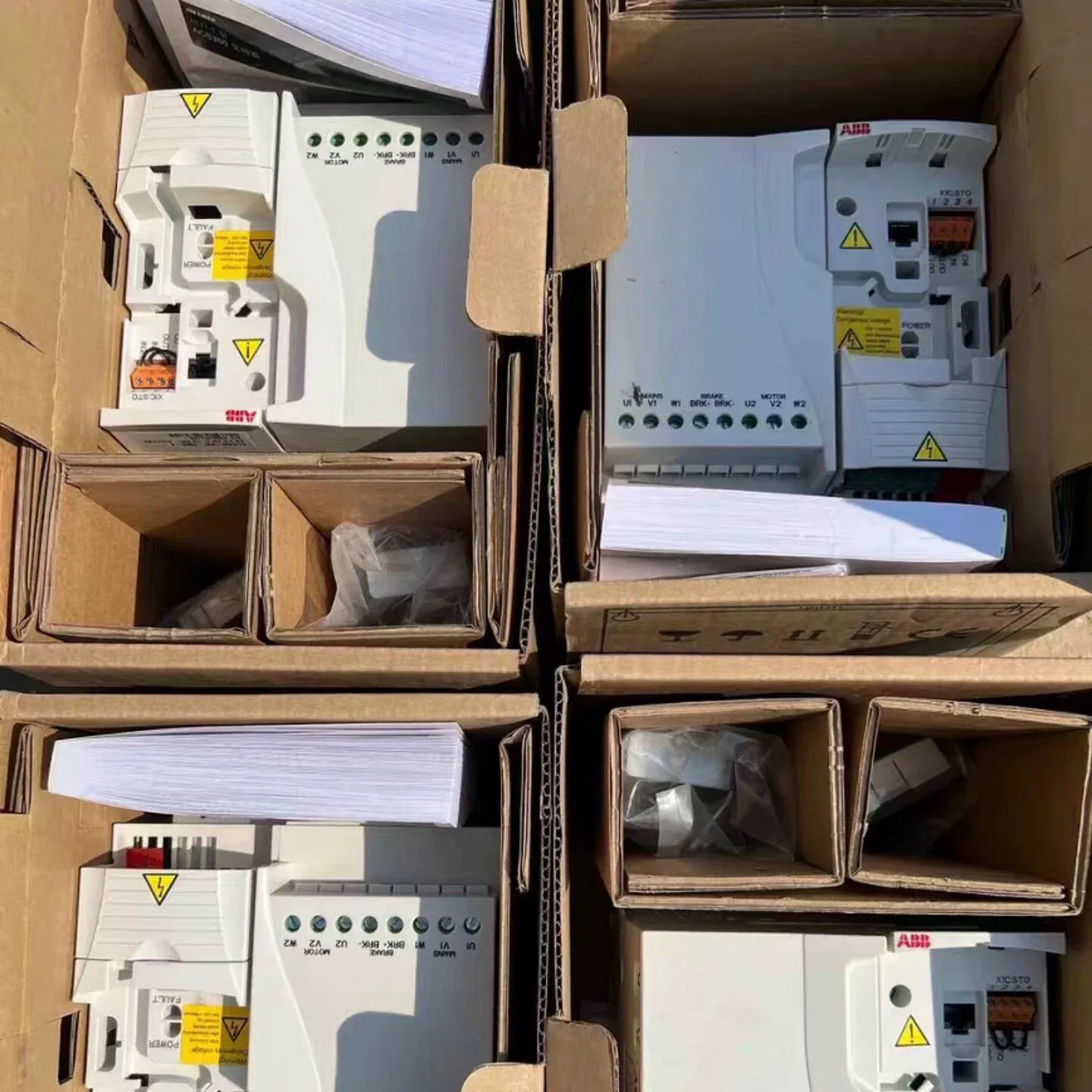 ABB ACS355-03U-12A5-4 5