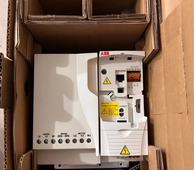 ABB ACS355-03U-23A1-4