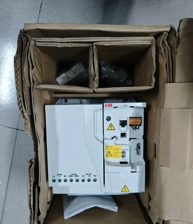 ABB ACS355-03U-24A4-2