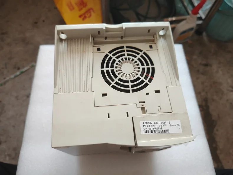 ABB ACS355-03U-24A4-2 4