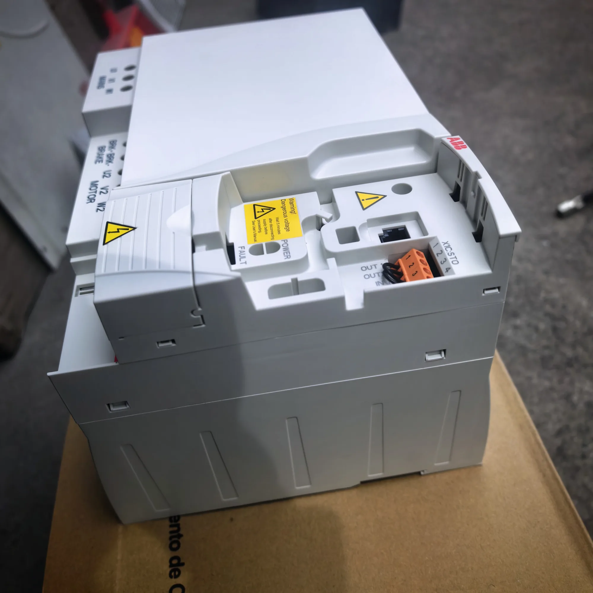 ABB ACS355-03U-31A0-4 2