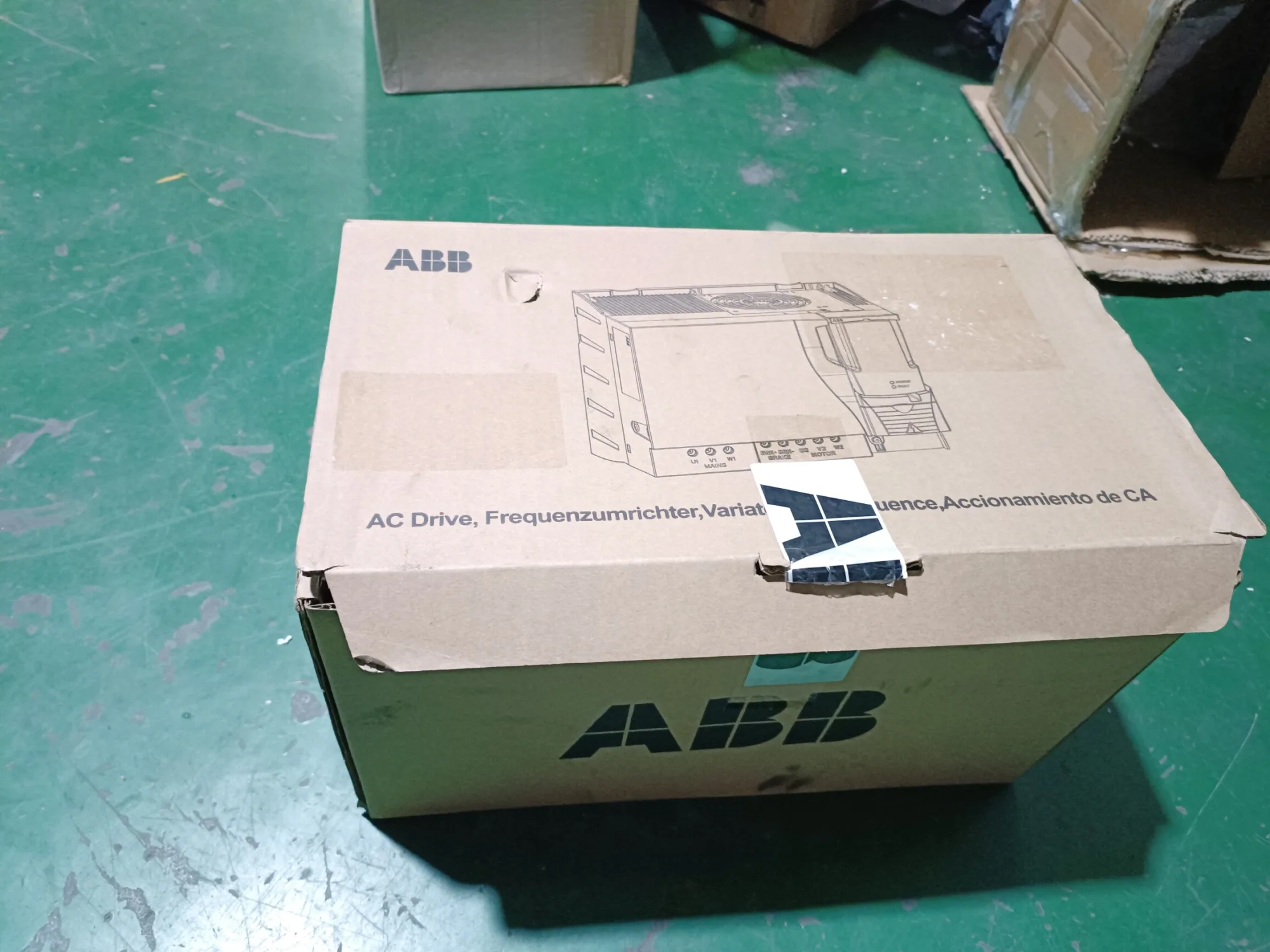 ABB ACS355-03U-44A0-4