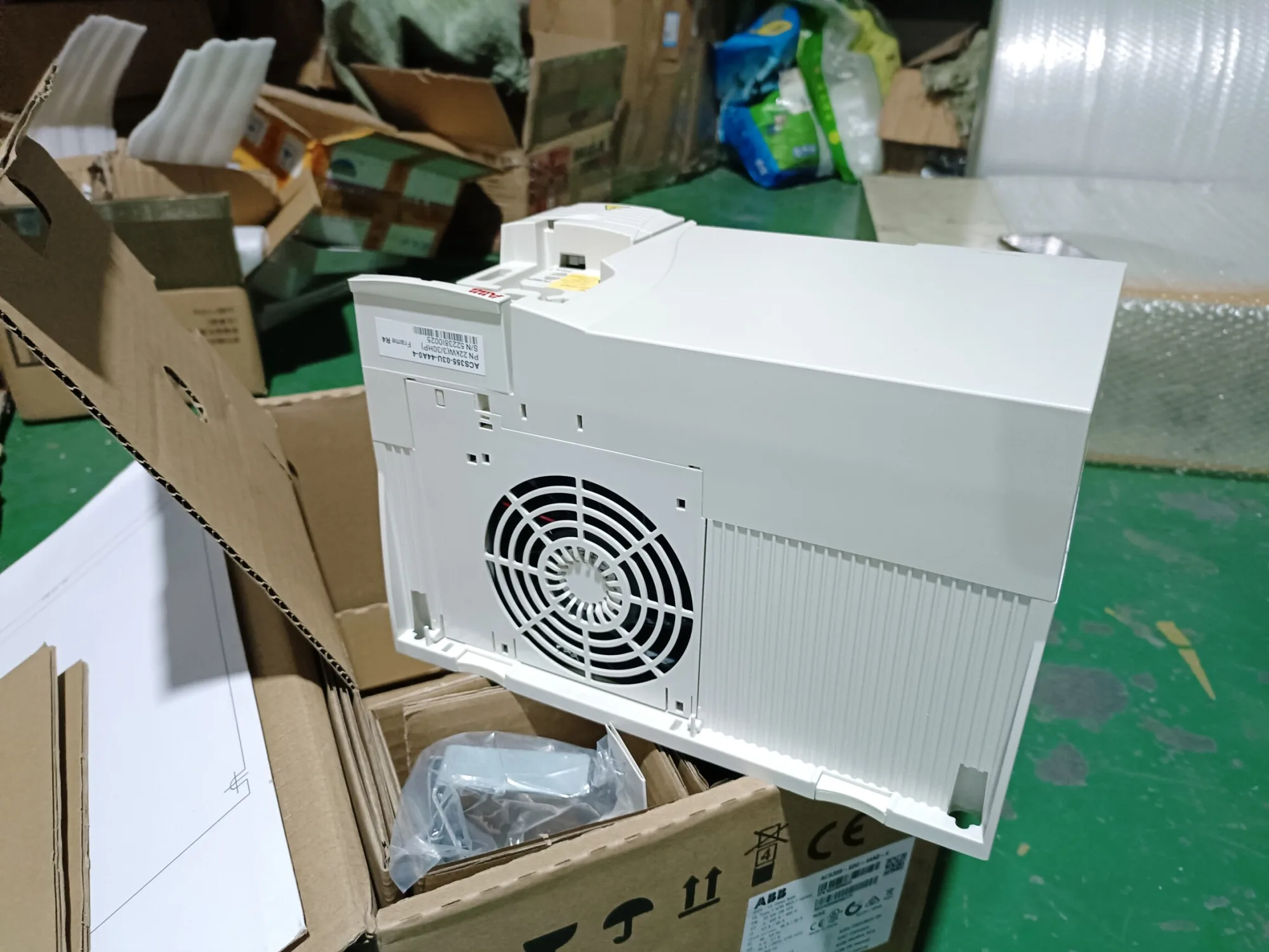 ABB ACS355-03U-44A0-4 5