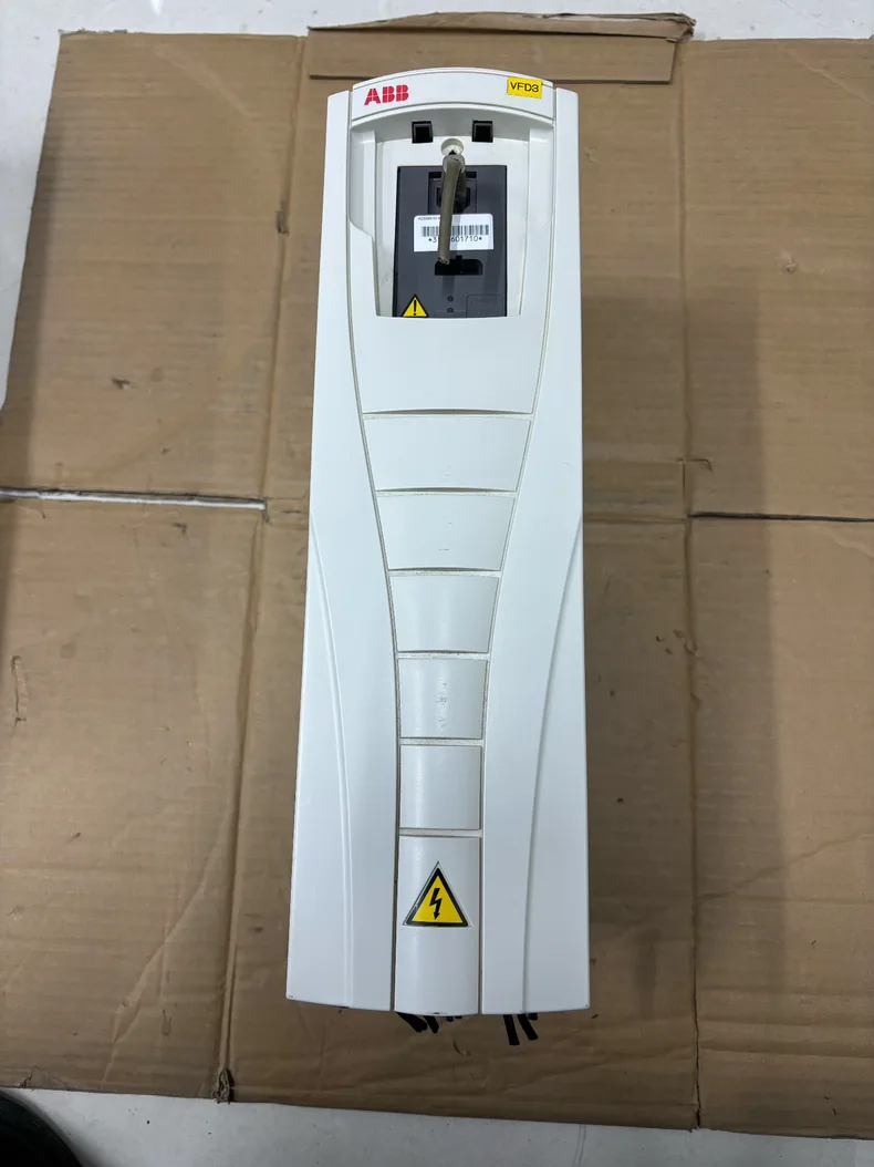 ABB ACS550-01-015A-4