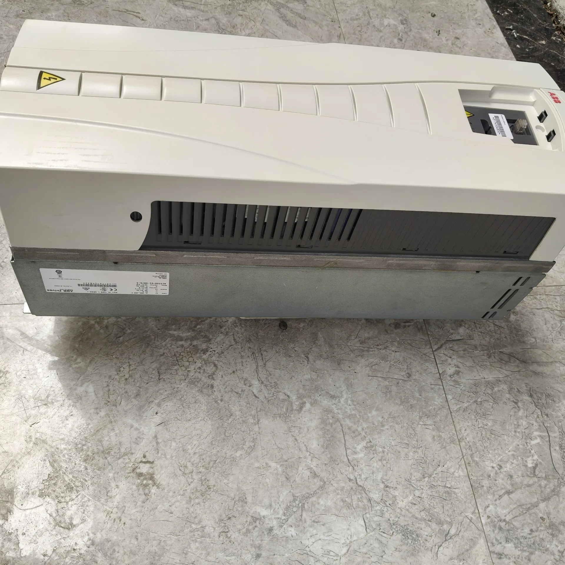 ABB ACS550-01-087A-4 5