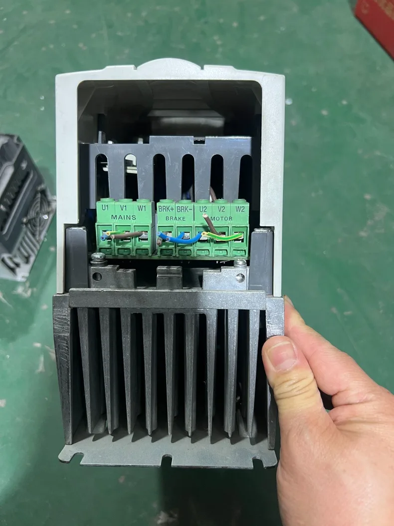 ABB ACS550-01-08A8-4 4