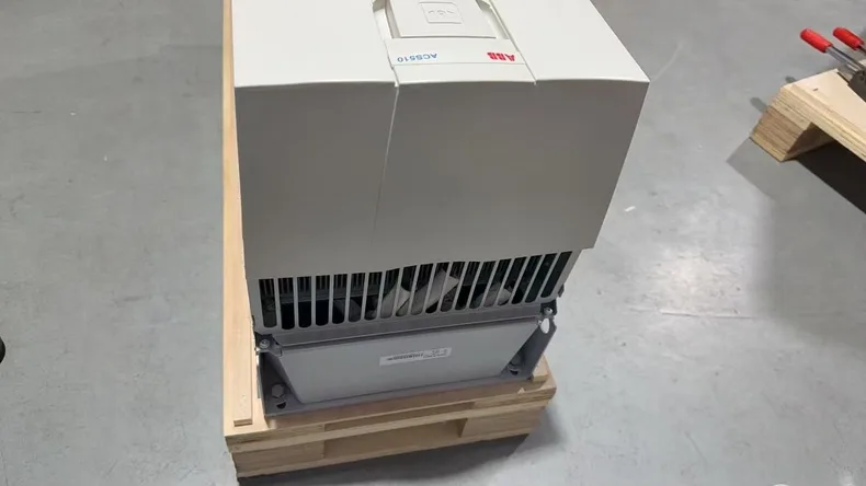 ABB ACS550-01-246A-4 2