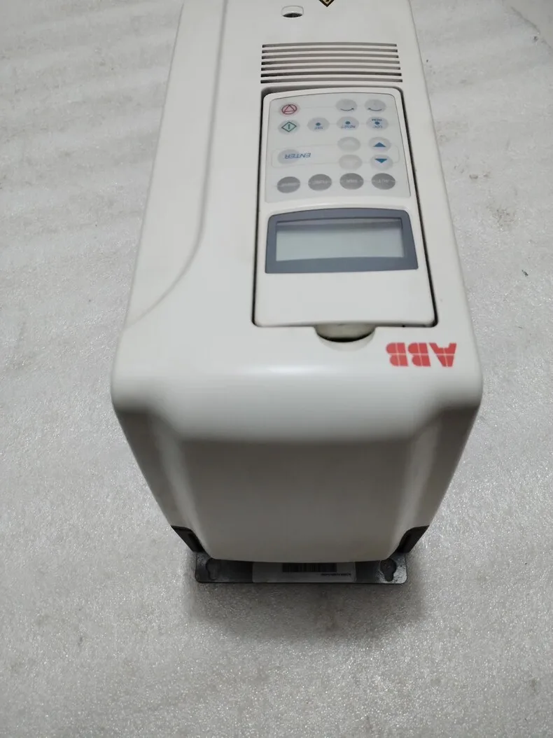 ABB ACS800-01-0005-3 6