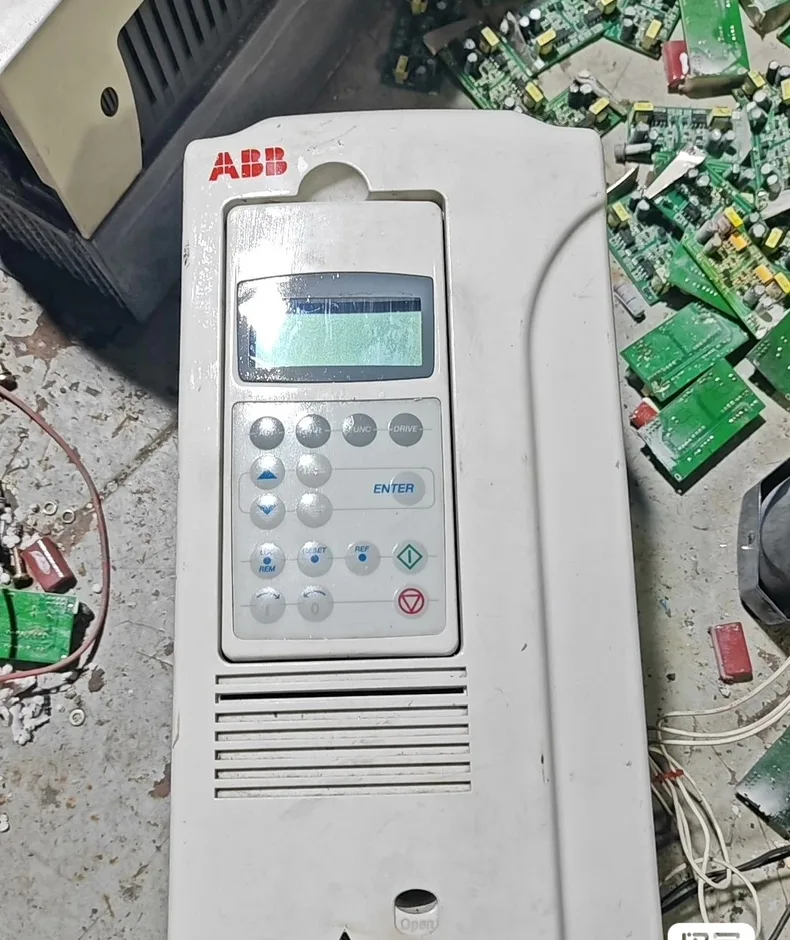 ABB ACS800-01-0006-3